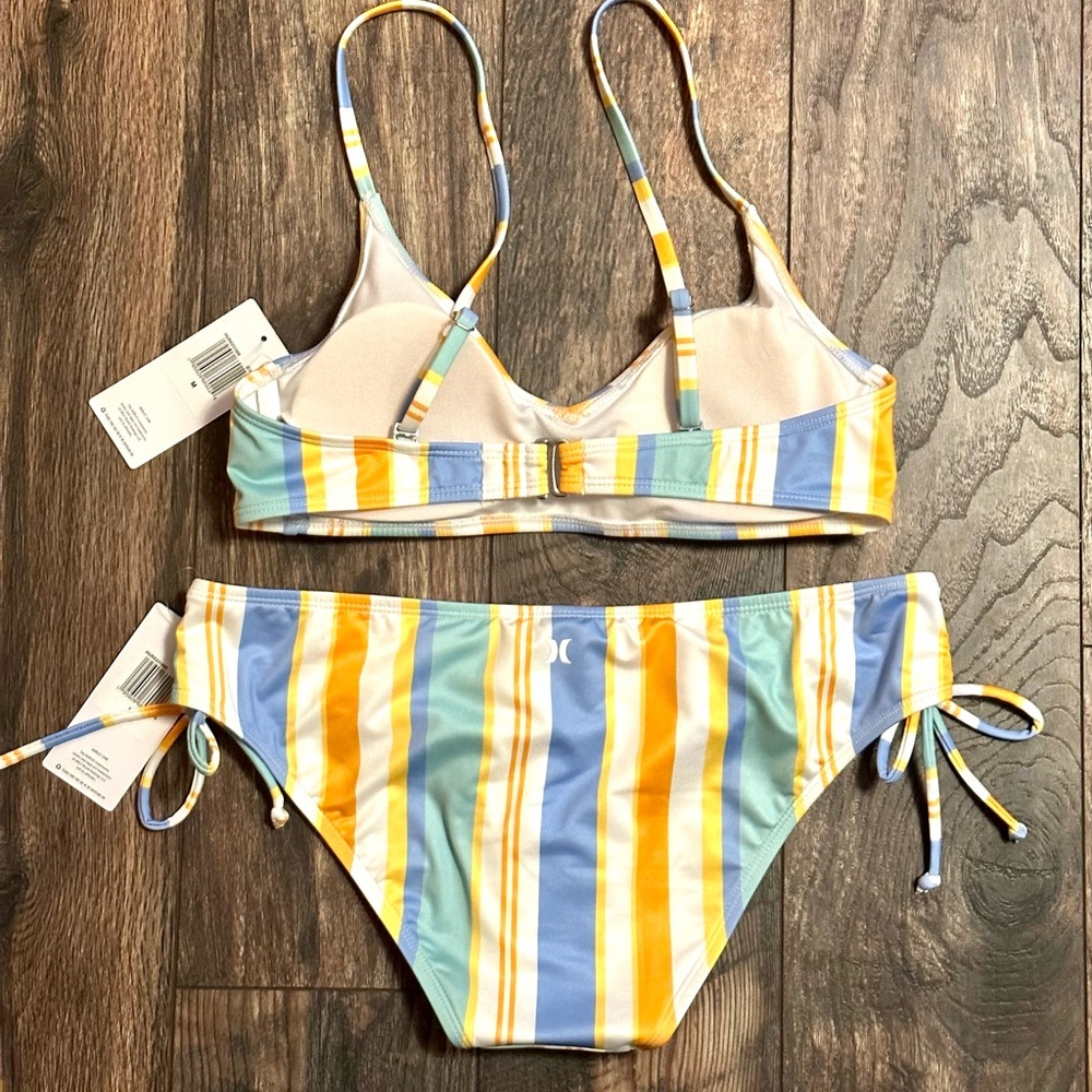 Hurley 2 piece bikini BNWT size medium - Picture 7 of 16
